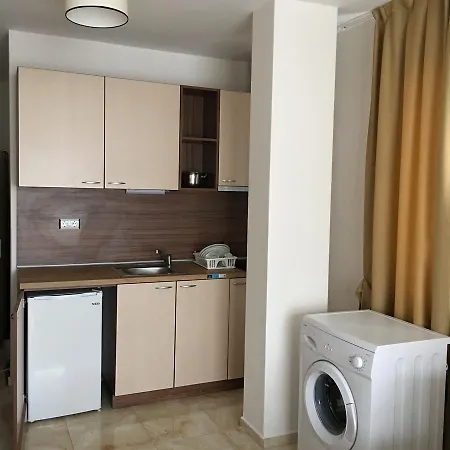 Boulevard Luxury Апартхотел *