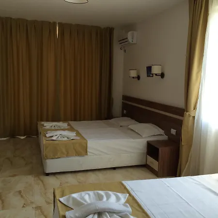 Апартхотел Boulevard Luxury Слънчев бряг